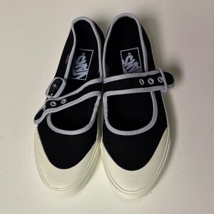 Vans Mary Jane Retro Shoes Size 5 Ballerina Black White New